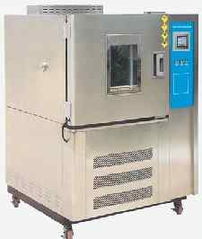 氙灯耐气候试验箱及其它试验箱在工业测试中的全面应用